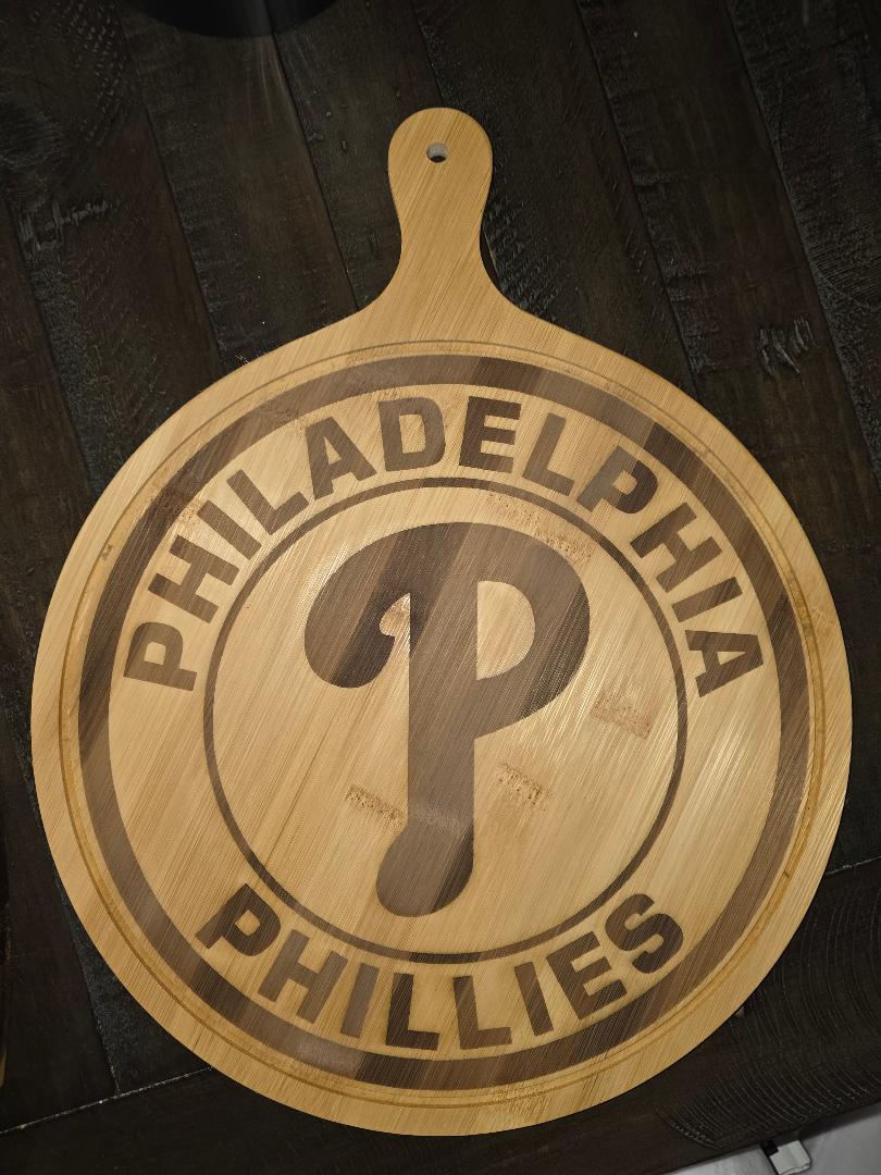 12" ROUND CUTTING BOARDS WITH STAND